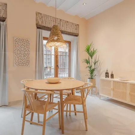 With Balcony In The Heart Of By Rems Apartment Malaga